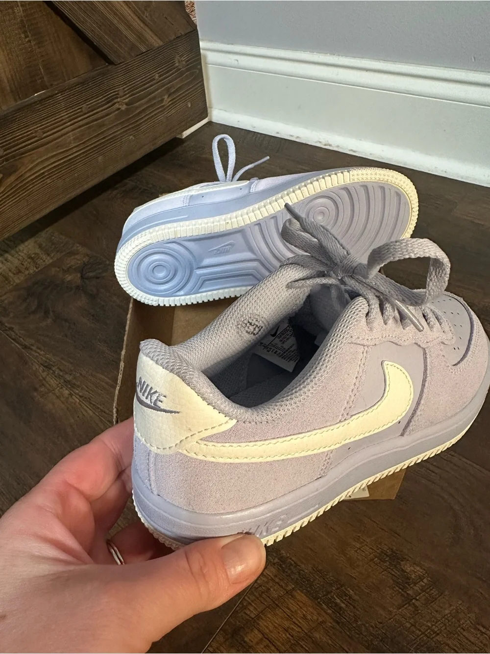 Nike Kids Low-Top Sneakers in Light Lavender with Cream Swoosh
